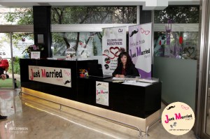 JUST_MARRIED_MARKET-006[1]