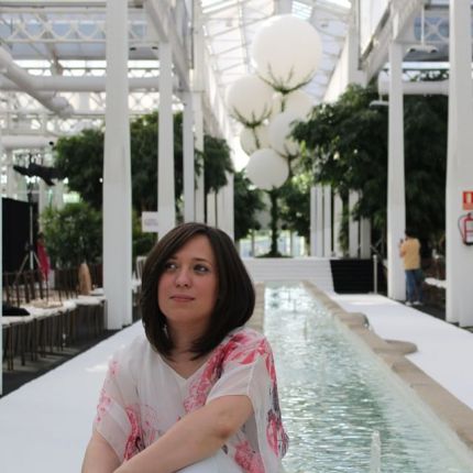 32149008_910021579122475_17