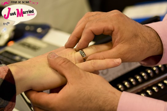 095_JUST MARRIED MARKET.JPG